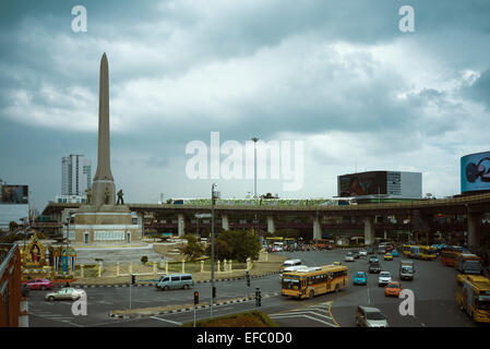 Il Monumento della Vittoria Bangkok in Thailandia Foto Stock