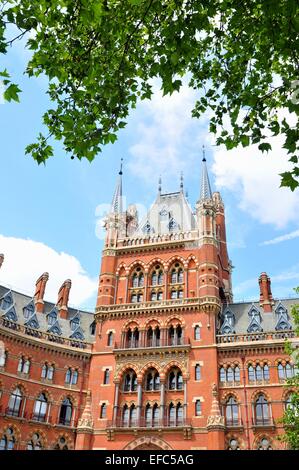 Dettagli architettonici del San Pancrazio tran stazione di Londra Foto Stock