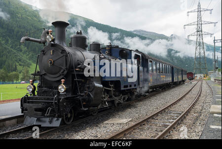 Furka Pass ruota dentata locomotiva a vapore DFB 1 a Oberwald, Svizzera -1 Foto Stock