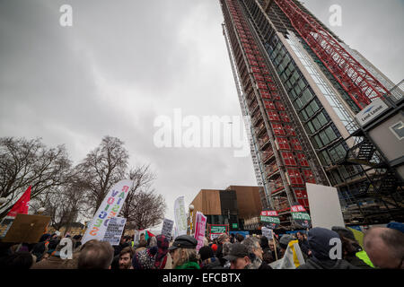 Londra, Regno Unito. Jan 31, 2015. Marzo per abitazioni e alloggi diritti Credito: Guy Corbishley/Alamy Live News Foto Stock