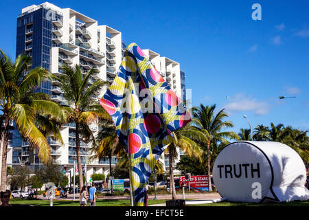 Miami Beach Florida, Collins Park, installazione artistica, Art Basel Public, scultura, W, hotel, FL141206012 Foto Stock