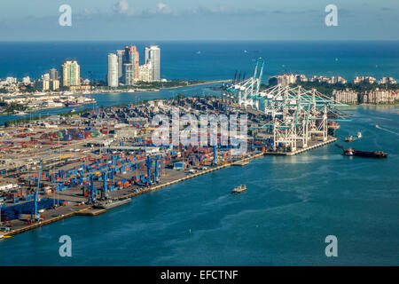 Miami Florida,Port,Biscayne Bay,Miami Beach,Oceano Atlantico,vista aerea dall'alto,Fisher Island,vista attraverso la finestra,FL150106005 Foto Stock