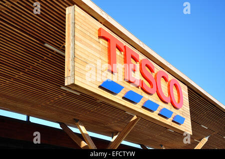 Supermercato Tesco Taplow, il Vescovo centro, Taplow, Buckinghamshire, Inghilterra, Regno Unito Foto Stock