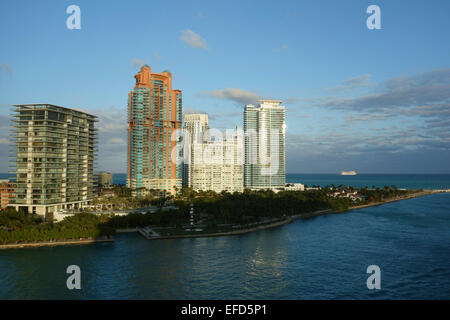 Blocchi di Appartamenti a South Beach, Miami Beach, Florida, Stati Uniti d'America Foto Stock