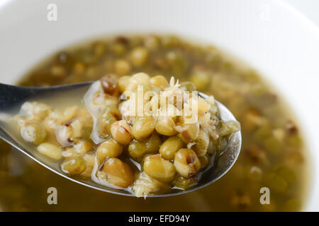 Lessare i fagiolini verdi Foto Stock