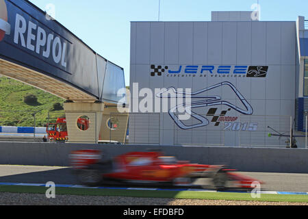 Jerez de la frontera, Spagna. Il 1° febbraio 2015. La Scuderia Ferrari driver Sebastian Vettel il giorno 1 sul circuito di Jerez Credito: Azione Sport Plus/Alamy Live News Foto Stock