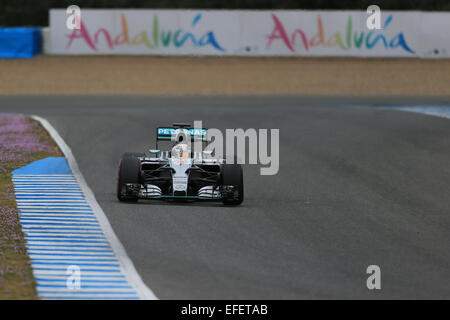 Jerez de la frontera, Spagna. 02Feb, 2015. Lewis Hamilton con la Mercedes AMG Petronas F1 W06 vettura ibrida non il giorno 2 di test per il team Credit: Azione Plus sport/Alamy Live News Foto Stock