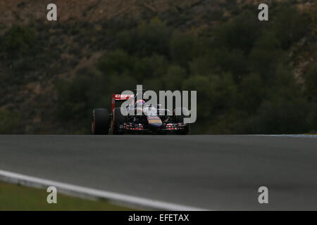 Jerez de la frontera, Spagna. 02Feb, 2015. Max Verstappen prende il controllo della Scuderia Toro Rosso STR10 durante 2 giorni di test a Jerez Credito: Azione Sport Plus/Alamy Live News Foto Stock