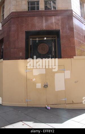 Sydney, Australia. 3 febbraio 2015. I proprietari della Lindt Chocolate Café di Martin Place sono al momento di decidere se riaprire dopo commercianti sono stati ammessi per la prima volta poiché l assedio di Sydney. Nella foto è la costruzione in Martin Place. Credito: credito Copyright: 2015 Richard Milnes/ Alamy Live News Foto Stock