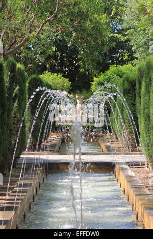 Fontana di Hort del Rei giardini in Palma de Mallorca, Spagna Foto Stock