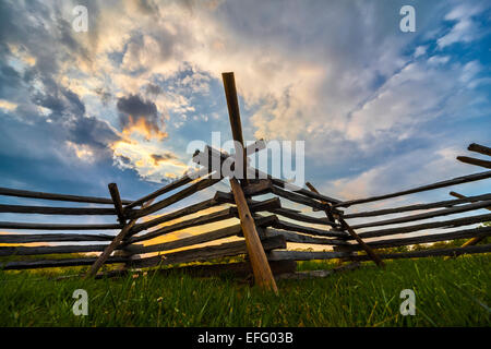 Recinzione di worm o recinzione di serpente un gruppo spintore a rampa su campi di battaglia della Guerra Civile a Oak Hill, Oak Ridge, Gettysburg National Military Park Foto Stock