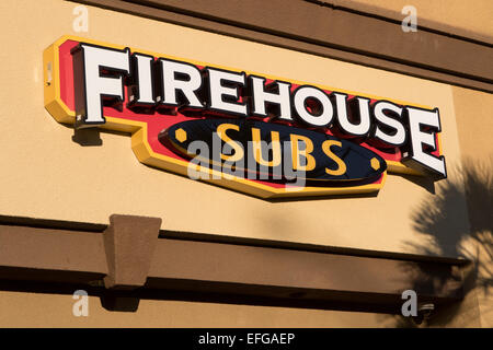 Firehouse Subs è un Stati Uniti-basato un ristorante fast food chain fondata nel 1994 da pompiere fratelli Robin e Chris Sorensen Foto Stock