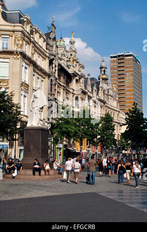 Belgio, Anversa, Antoon Van Dyck Monumento all'Leystreet e Meier Street bivio Foto Stock