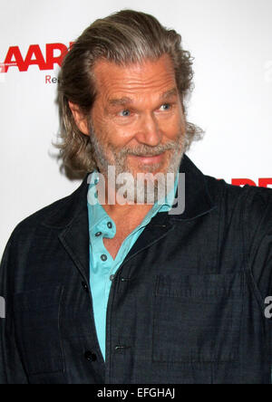 AARP pranzo in onore di Jeff Bridges che appare sull'Agosto/Settembre coperchio della AARP Magazine - Arrivi con: Jeff Bridges dove: Los Angeles, California, Stati Uniti quando: 01 Ago 2014 Foto Stock