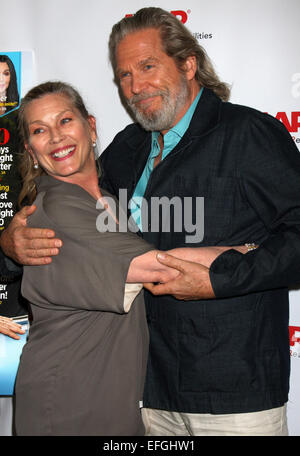 AARP pranzo in onore di Jeff Bridges che appare sull'Agosto/Settembre coperchio della AARP Magazine - Arrivi con: Susan ponti,Jeff Bridges dove: Los Angeles, California, Stati Uniti quando: 01 Ago 2014 Foto Stock