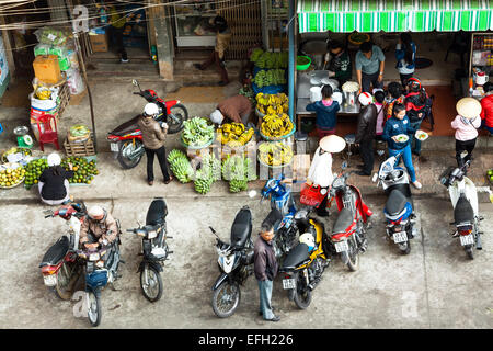 Asia mercato - Da Lat, Vietnam. Vista da sopra. Foto Stock