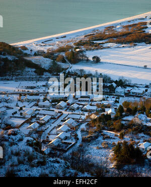 Vista invernale dal Ben Lora su Benderloch-villaggio e tralee-bay.da Oban,Argyll,Scozia Scotland Foto Stock