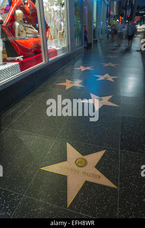 Ottone intarsiato stelle Hollywood Walk of Fame di Hollywood Boulevard Los Angeles California USA Foto Stock