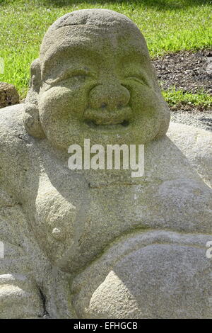 Hotei, dio della felicità, a Morikami Giardini Giapponesi, Delray Beach, Palm Beach County, Florida Foto Stock