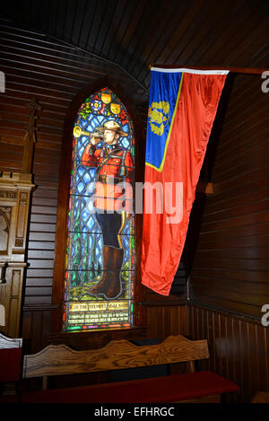 All'interno della cappella presso il Royal Canadian polizia montata Depot, RCMP training academy di Regina, Saskatchewan, Canada Foto Stock