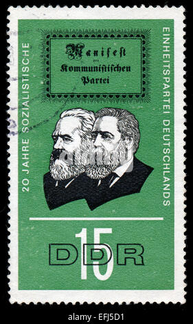 Repubblica democratica tedesca - circa 1966: un timbro stampato in Germania mostra i 20 anni Partito socialista unitario della Germania, circa 1 Foto Stock