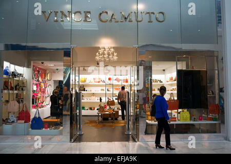 Vince camuto negozio di lusso in Albrook Mall. Scarpe e borse. Panama. Con più di 500 negozi, il Albrook mall è il più grande negozio Foto Stock