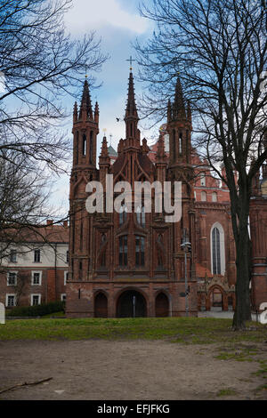 Chiesa di Sant'Anna, Vilnius, Lituania Foto Stock