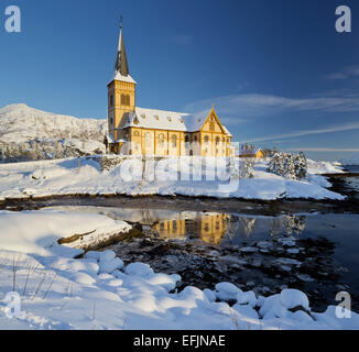 Chiesa di Vagan, Ausvagoya, Lofoten, Nordland, Norvegia Foto Stock