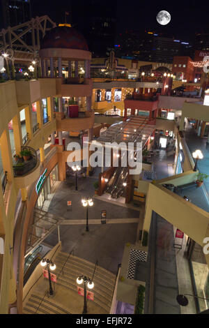 L'Horton Plaza Shopping Mall (©JON JERDE 1985) downtown San Diego California USA Foto Stock