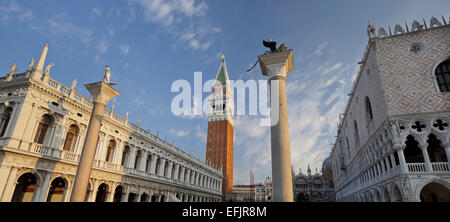 Il campanile, Markusplatz, San Marco, Venezia, Italia Foto Stock