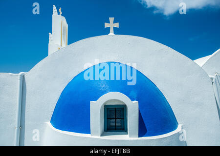 Chiesa Ortodossa vicino a Oia - Santorini, Grecia Foto Stock