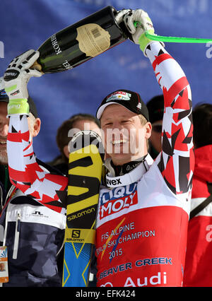 Vail, Colorado, Stati Uniti d'America. 05 feb 2015. Medaglia d'oro Hannes Reichelt dell'Austria reagisce dopo la mens Super-G presso lo sci alpino Campionati del Mondo di Vail - Beaver Creek, Colorado, Stati Uniti d'America, 05 febbraio 2015. Foto: Stephan Jansen/dpa Credito: dpa picture alliance/Alamy Live News Foto Stock