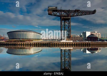 Il Stobcross (Finnieston gru), il SSE Idro e del fiume Clyde, Pacific Quay, Glasgow Foto Stock