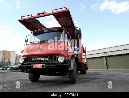 Classic degli anni settanta Bedford TK auto ruota di trasportatore Foto Stock