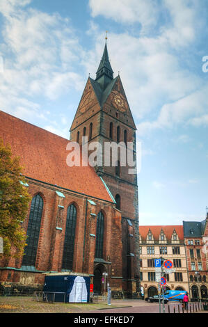 Hannover - 6 ottobre: Vecchio Marktkirche il 6 ottobre 2014 ad Hannover, Germania. È la principale chiesa luterana di Hannover. Foto Stock