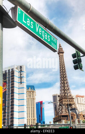 LAS VEGAS - 19 aprile: Las Vegas Boulevard di mattina in aprile 19, 2014 a Las Vegas, Nevada. Foto Stock