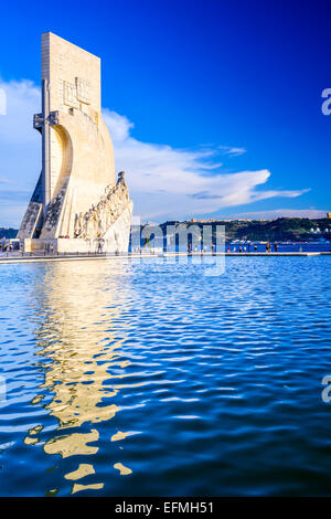 Belem, Lisbona, Portogallo presso il monumento alle scoperte. Foto Stock