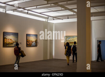 Arts mostra di dotazione di Jakarta per le Arti e il patrimonio culturale, collegamento coloniale olandese era per il presente e di sostenere la città vecchia di rivitalizzazione. Tenutosi a Jakarta, Indonesia fino al 3 maggio 2015. Foto Stock