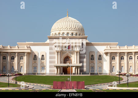 Nuovo palazzo del governo della città di Sharjah Emirati Arabi Uniti Foto Stock