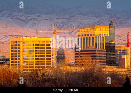 Città di Boise nella calda luce del tramonto Foto Stock