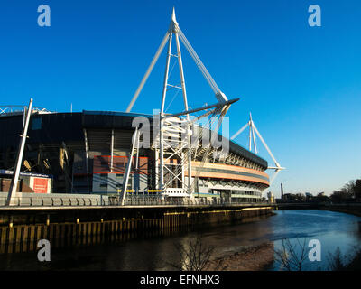 Vista esterna del Millennium Stadium di Cardiff City Centre, il Galles, adottate il 6 febbraio 2015. Foto Stock