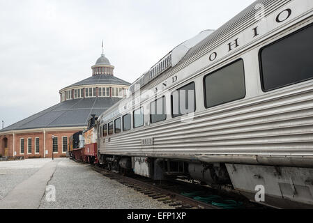 BALTIMORE, Maryland - il B&o Railroad Museum di Mount Clare a Baltimora, Maryland, ha la più grande collezione di locomotive del XIX secolo negli Stati Uniti. Foto Stock