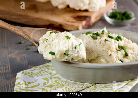 Purea di cavolfiore ricetta preparata come una low carb alternativa al purè di patate Foto Stock