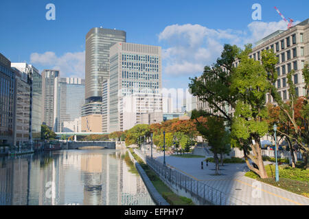 Grattacieli sull isola Naganoshima, Osaka Kansai, Giappone, Asia Foto Stock