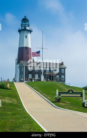 Montauk Point Lighthouse, Montauk Point State Park, gli Hamptons, Long Island, nello Stato di New York, Stati Uniti d'America Foto Stock
