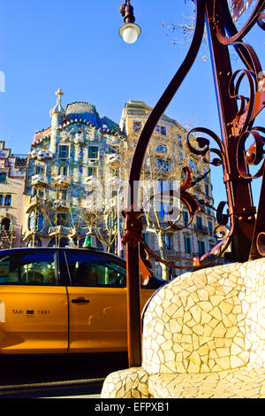 Casa Amatller da Puig Cadafalch. Casa Batlló di Antoni Gaudí. Passeig de Gràcia, Barcellona, in Catalogna, Spagna. Foto Stock