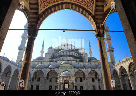 Sultan Ahmed moschea o la Moschea Blu (1609-1617), Istanbul, Turchia Foto Stock