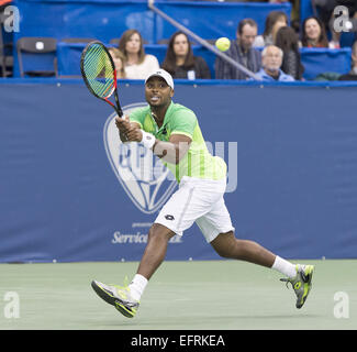 Memphis, TN, Stati Uniti d'America. Il 9 febbraio, 2015. Memphis, TN - febbraio 9: Donald giovani(USA) in azione qui sconfigge a Adrian Mannarino(FRA) 63 76(9) nel 2015 Memphis aperto in Memphis, Tennesse.fotografo Andrea, Patrono/filo di Zuma Credito: Andrea, Patrono/ZUMA filo/Alamy Live News Foto Stock