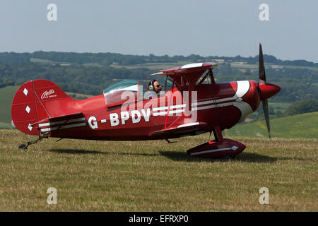 Fotografia di un Pitts velivolo acrobatico a Compton Abbas Airfield Foto Stock