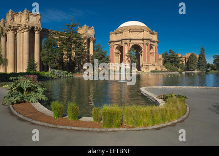 ROTUNDA PALAZZO DELLE BELLE ARTI(©BERNARD MAYBECK 1915) Parco Nazionale Presidio lago MARINA DISTRICT SAN FRANCISCO CALIFORNIA USA Foto Stock